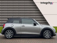 USED 2018 68 MINI HATCH 2.0 Cooper S Exclusive Hatchback 3dr Petrol Steptronic Euro 6 (s/s) (192 ps) Over &pound;8k of Extras | Great History