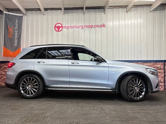 2015 Mercedes-Benz GLC - Photo 3