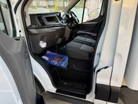 USED 2022 72 FORD TRANSIT 2.0 350 EcoBlue Leader LUTON TAIL LIFT 2dr Diesel Manual FWD L4 Euro 6 (s/s) (130 ps) FORD TRANSIT 2.0 350 EcoBlue Leader LUTON TAIL LIFT 2dr Diesel Manual FWD L4 Euro 6 (s/s) (130 ps)