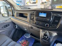 USED 2022 72 FORD TRANSIT 2.0 350 EcoBlue Leader LUTON TAIL LIFT 2dr Diesel Manual FWD L4 Euro 6 (s/s) (130 ps) FORD TRANSIT 2.0 350 EcoBlue Leader LUTON TAIL LIFT 2dr Diesel Manual FWD L4 Euro 6 (s/s) (130 ps)