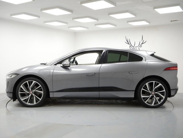 2021 JAGUAR I-PACE - Photo 11
