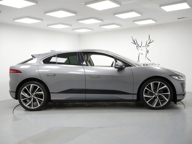 2021 JAGUAR I-PACE - Photo 8