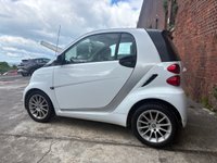 USED 2011 11 SMART FORTWO 1.0 MHD PASSION NAV SOFT TOUCH AUTOMATIC COUPE 2 DOOR *AUTOMATIC*ONLY &pound;20 ROAD TAX*GLASS PANORAMIC ROOF*SAT NAV*AIR CON*ALLOY WHEELS*THE CAR HAS HAD 8 SERVICES AND COMES WITH BRAND NEW MOT AND SERVICE*