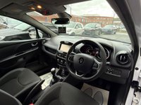 USED 2017 67 RENAULT CLIO 1.2 16V Dynamique Nav Hatchback 5dr Petrol Manual Euro 6 (75 ps) 