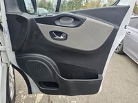 USED 2019 19 RENAULT TRAFIC White 1.6 dCi 27 Sport Nav Euro 6 panel van, 58,000 miles, ULEZ compliant, 6-Speed manual, A/C, 17in alloys, Rear sensors and much more! No VAT! This 2019 Renault Trafic van presents a compelling proposition with its remarkably low mileage of just 58,000 miles for its age. This dCi 27 Sport Nav SWB Standard Roof model is powered by an efficient 1.6 litre diesel engine and meets Euro 6 emissions standards. It comes equipped with Manual Air Conditioning featuring a Pollen Filter, and the MediaNav Multimedia System which includes Bluetooth connectivity for your convenience. Safety and practicality are enhanced by the Wide View Mirror with B