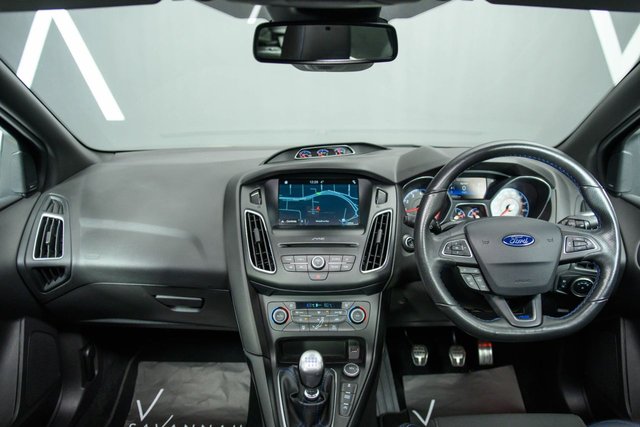 2016 FORD FOCUS - Photo 2