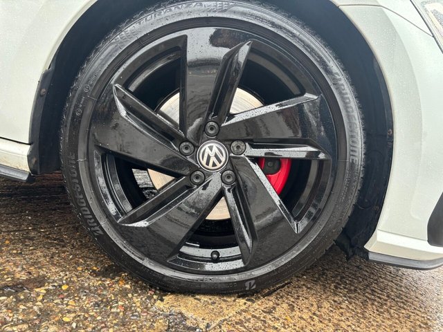 2018 VOLKSWAGEN GOLF 2.0 TSI GTI DSG Euro 6 (s/s) 5dr - Photo 6