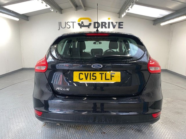 2015 Ford Focus 1.5L Zetec 5dr - Photo 4