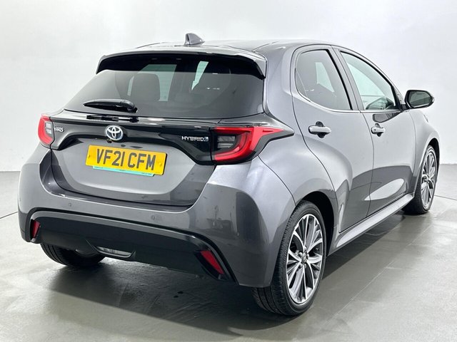 2021 Toyota Yaris - Photo 8