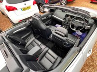 USED 2012 62 MERCEDES-BENZ E-CLASS 2.1 E250 CDI BlueEfficiency Sport Cabriolet 2dr Diesel Manual Euro 5 (s/s) (204 ps) Stunning Cabriolet With Full Black Leather Interior