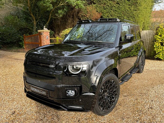 2026 Land Rover Defender 110 - Photo 10