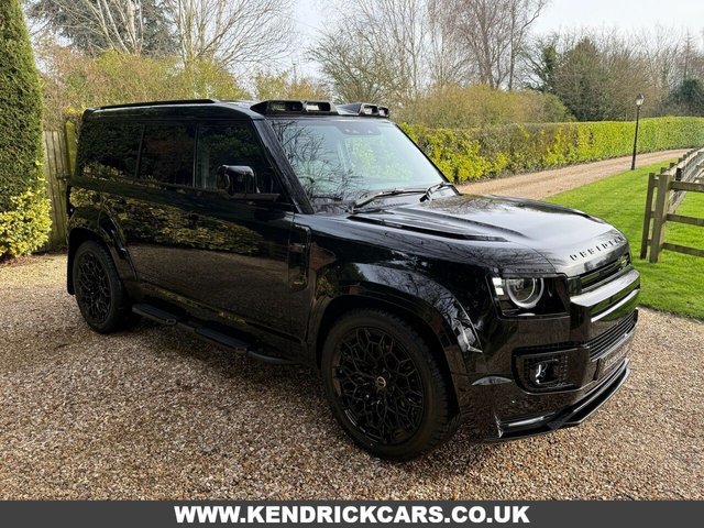 2026 Land Rover Defender 110 - Photo 7