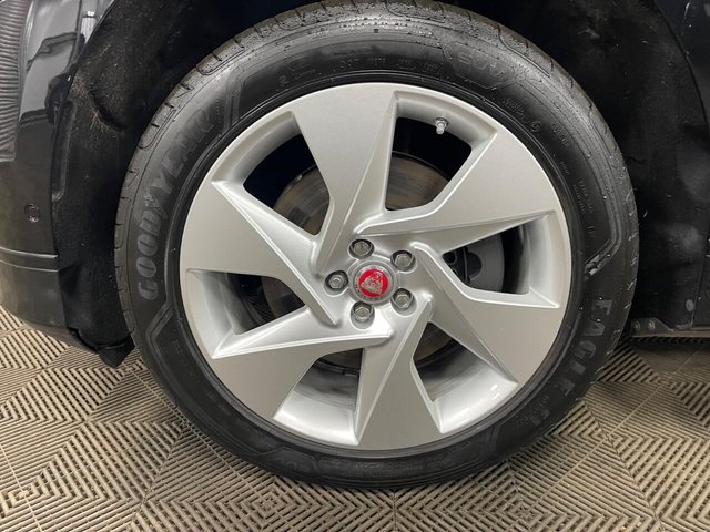 2020 JAGUAR I-PACE (2020) - Photo 10