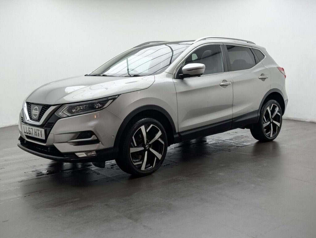 Used 2018 67 NISSAN QASHQAI 1.6 DIG-T Tekna+ SUV 5dr Petrol Manual Euro 6 (s/s) (163 ps) CLICK & COLLECT/HOME DELIVERY