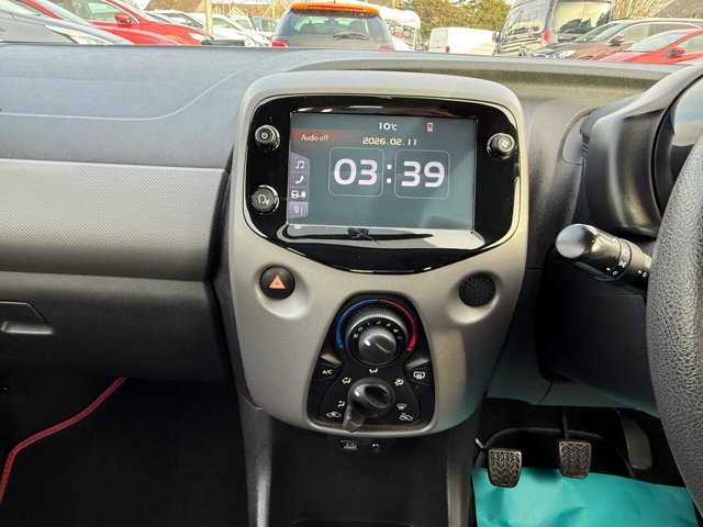 2018 PEUGEOT 108 1.0 Active Hatchback 3dr Petrol Manual Euro 6 (72 ps) - Photo 8