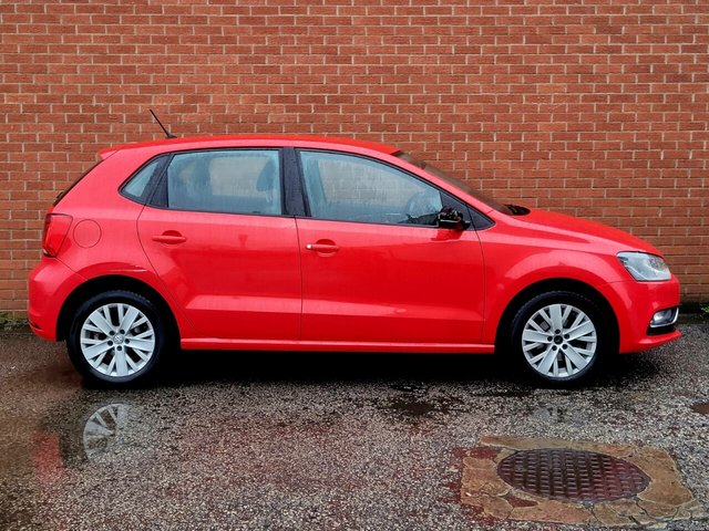 2015 VOLKSWAGEN POLO - Photo 5