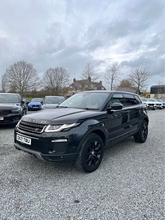 View our LAND ROVER RANGE ROVER EVOQUE