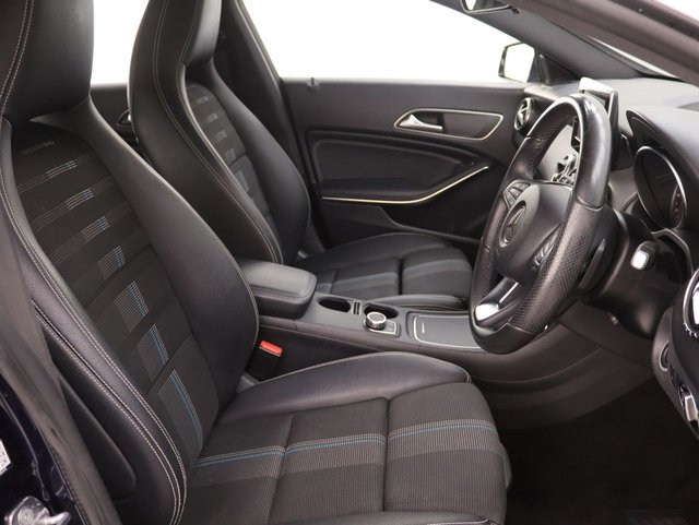 2018 Mercedes-Benz Cla Class 1.6L Sport 5dr - Photo 12