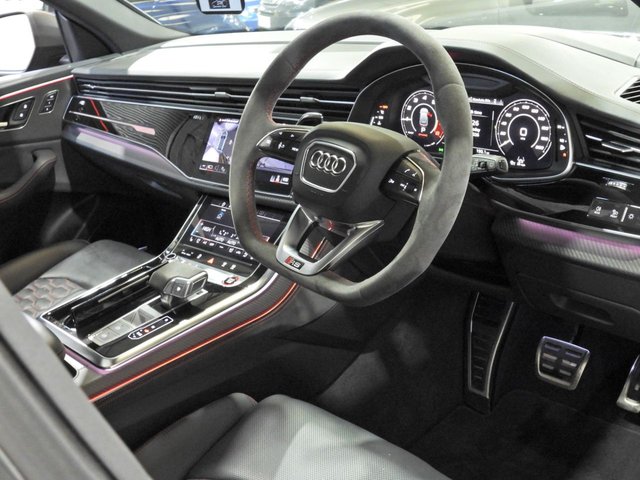 2024 Audi Rsq8 4L Performance Carbon Black 5dr - Photo 4
