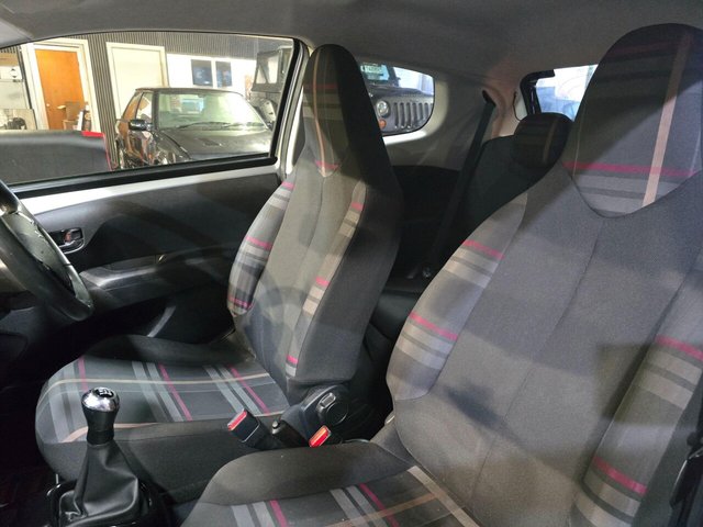 2015 PEUGEOT 108 1.2 VTi PureTech Allure Euro 5 3dr - Photo 10