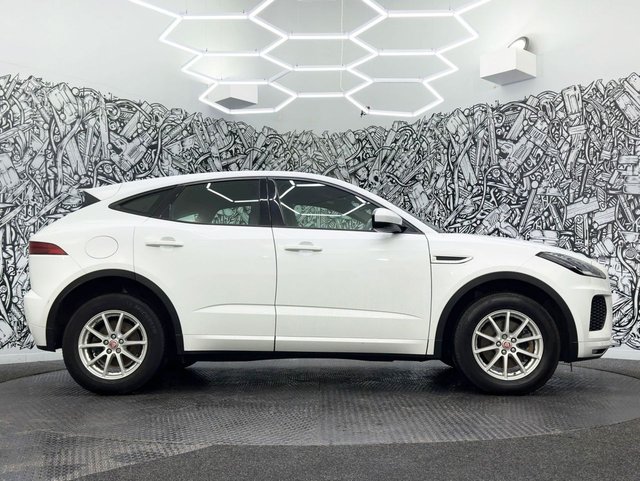 2018 Jaguar E-Pace 2L R-Dynamic 5dr - Photo 12