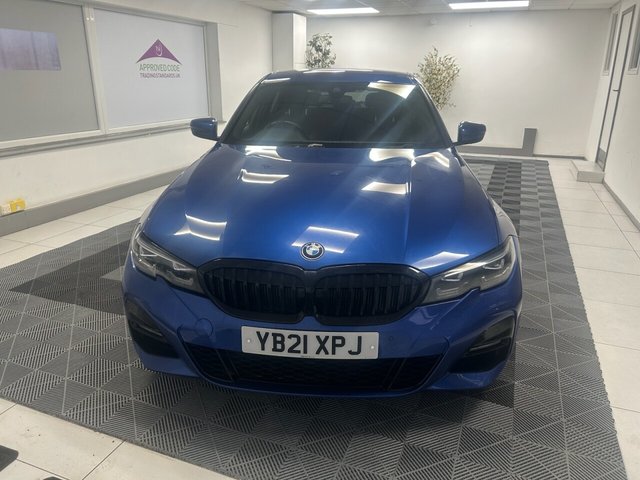 2021 BMW 3 SERIES - Photo 2