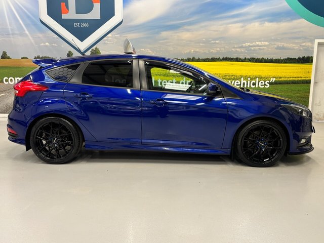 2015 Ford Focus 2L St-3 5dr - Photo 4