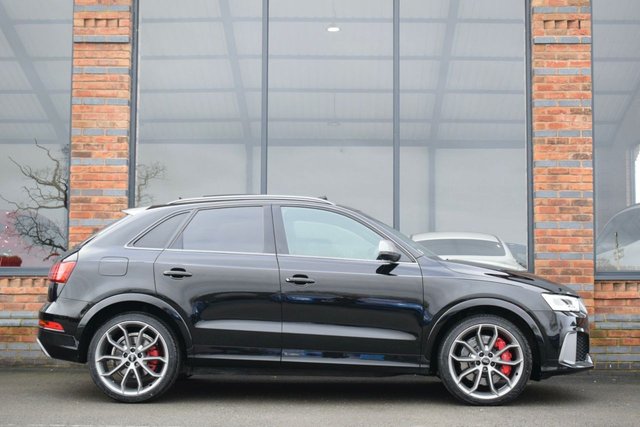 2016 Audi RS Q3 2.5L Performance 5dr - Photo 8