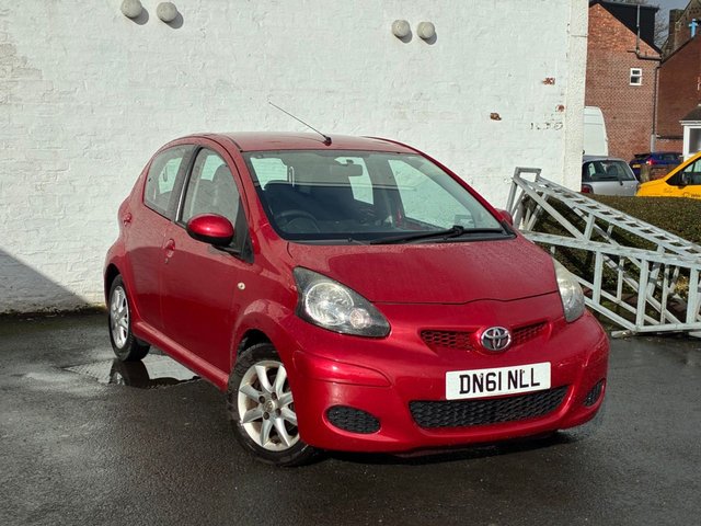 2011 Toyota Aygo 1L Ice 5dr - Photo 2