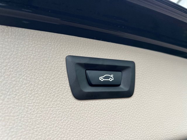 2016 BMW 3 SERIES - Photo 12