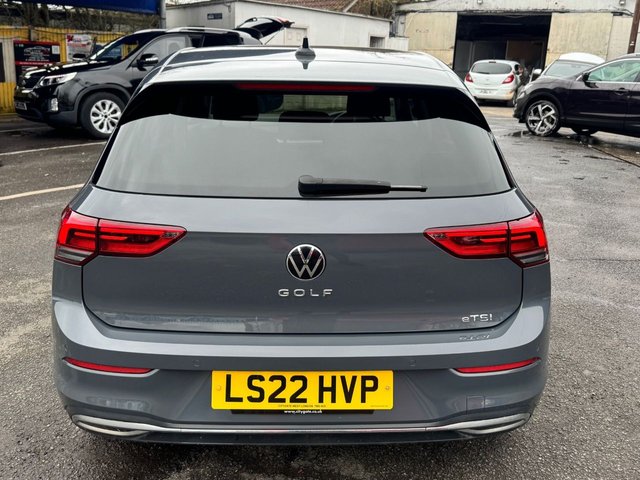 2022 VOLKSWAGEN GOLF 1.5 eTSI MHEV Active Hatchback 5dr Petrol Hybrid DSG Euro 6 (s/s) (150 ps) - Photo 9
