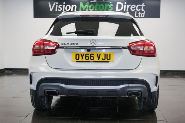 2016 MERCEDES-BENZ GLA 1.6 GLA200 AMG Line Euro 6 (s/s) 5dr - Photo 3