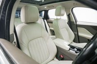 USED 2016 66 JAGUAR F-PACE 2.0 D180 Portfolio Auto AWD Euro 6 (s/s) 5dr Panoramic Roof, Full Leather