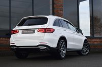 USED 2020 70 MERCEDES-BENZ GLC 2.0 GLC300d AMG Line (Premium Plus) SUV 5dr Diesel G-Tronic+ 4MATIC Euro 6 (s/s) (245 ps) PAN ROOF / NIGHT ED / PREMIUM+
