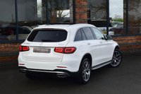 USED 2020 70 MERCEDES-BENZ GLC 2.0 GLC300d AMG Line (Premium Plus) SUV 5dr Diesel G-Tronic+ 4MATIC Euro 6 (s/s) (245 ps) PAN ROOF / NIGHT ED / PREMIUM+
