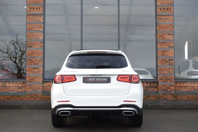 2020 Mercedes-Benz Glc 2L Amg Line 5dr - Photo 9