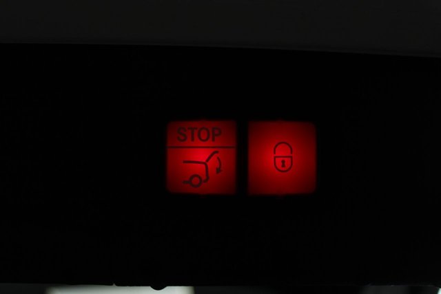 2019 Mercedes-Benz GLC - Photo 12