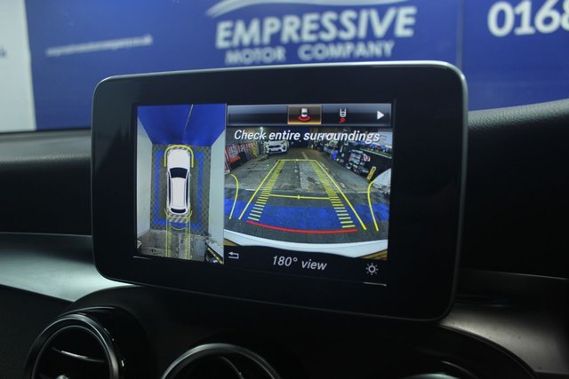 2019 Mercedes-Benz GLC - Photo 8