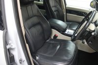 USED 2019 19 LAND ROVER RANGE ROVER 2.0 P400e 12.4kWh GPF Vogue SE SUV 5dr Petrol Plug-in Hybrid Auto 4WD Euro 6 (stop/start) (404 ps) 