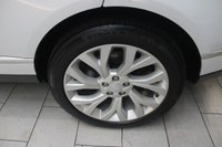 USED 2019 19 LAND ROVER RANGE ROVER 2.0 P400e 12.4kWh GPF Vogue SE SUV 5dr Petrol Plug-in Hybrid Auto 4WD Euro 6 (stop/start) (404 ps) 