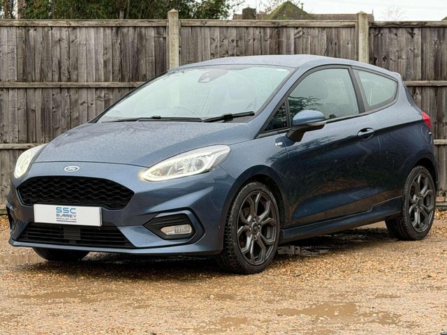 2018 Ford Fiesta - Photo 2