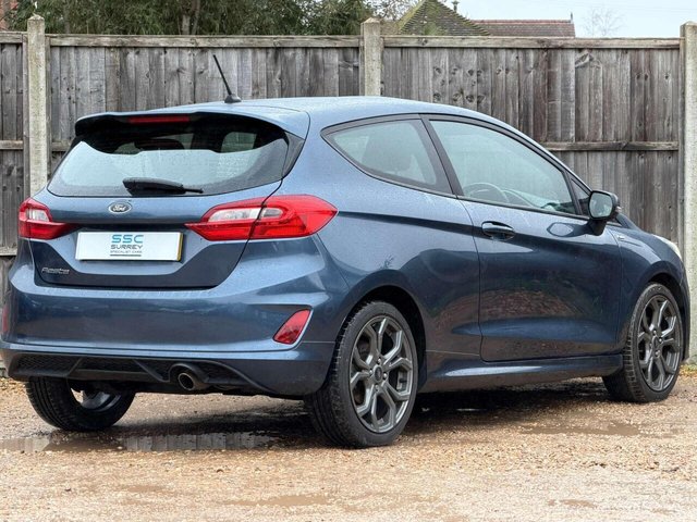 2018 Ford Fiesta - Photo 3