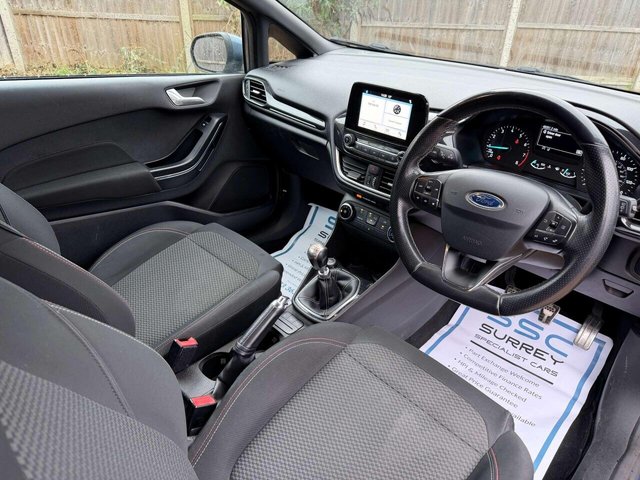 2018 Ford Fiesta - Photo 5