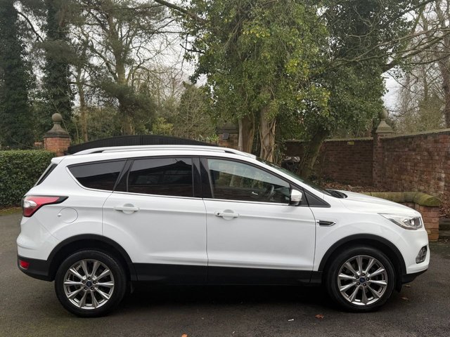 2019 FORD KUGA - Photo 5
