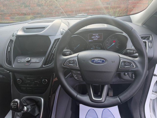 2019 FORD KUGA - Photo 12