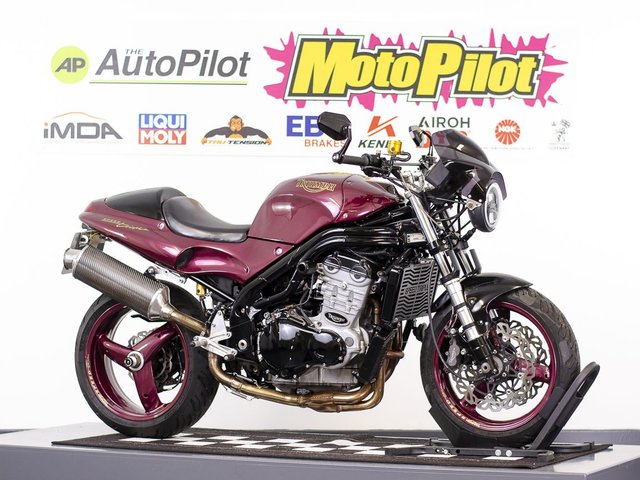 View our TRIUMPH Speed Triple 955