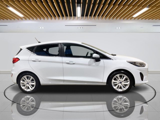 2022 Ford Fiesta 1L Titanium 5dr - Photo 9