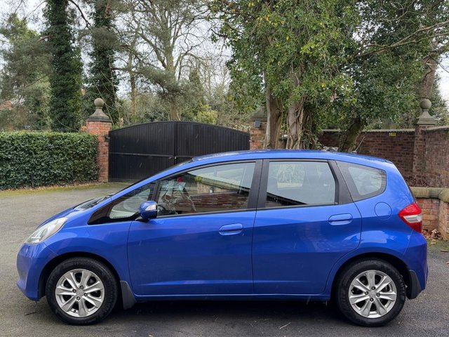 2013 HONDA JAZZ - Photo 3