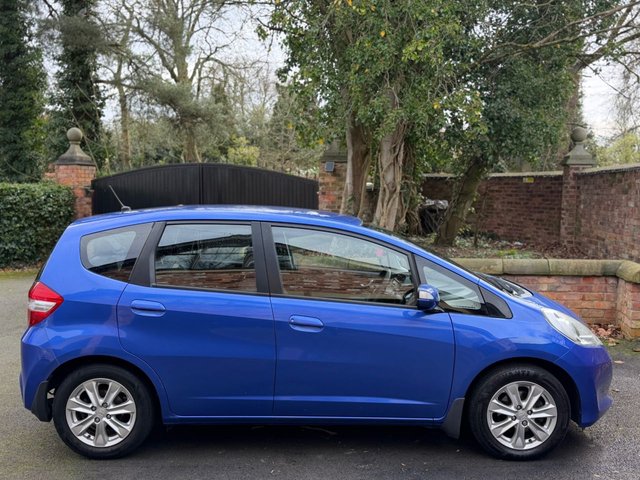 2013 HONDA JAZZ - Photo 6