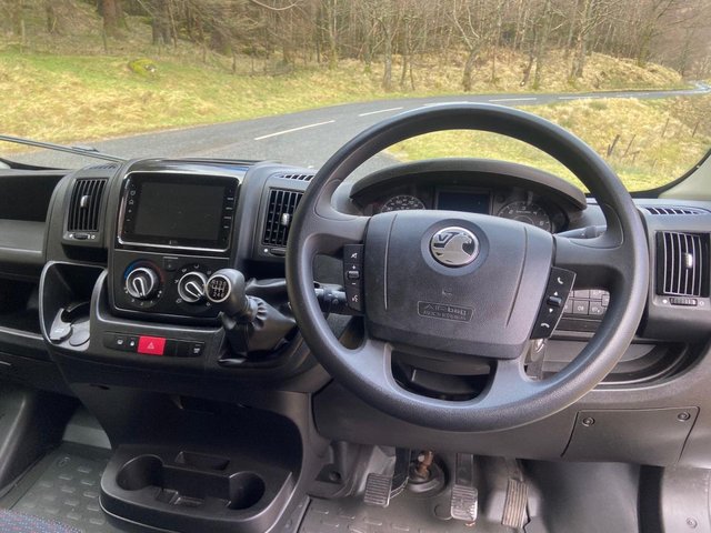 2024 VAUXHALL MOVANO - Photo 12